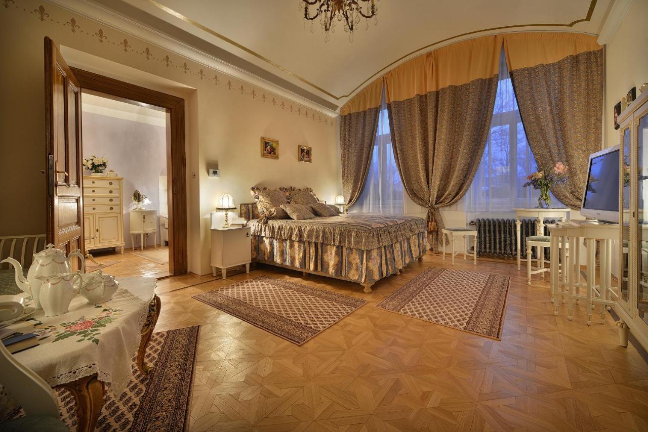Apartman Dalia Janackovo Nabrezi Prag Exterior foto
