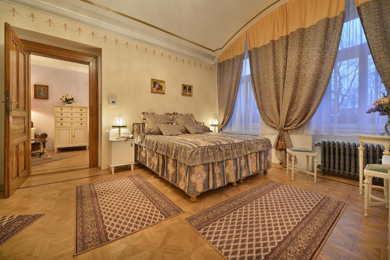 Apartman Dalia Janackovo Nabrezi Prag Exterior foto