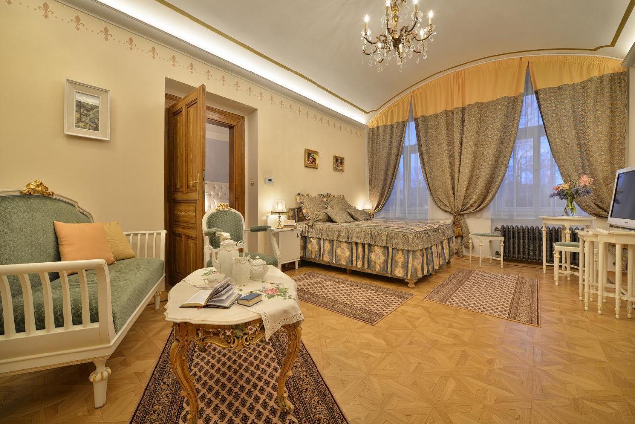 Apartman Dalia Janackovo Nabrezi Prag Exterior foto