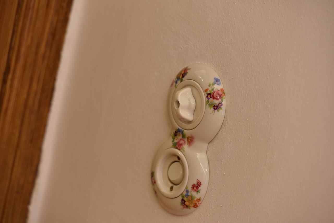 Apartman Dalia Janackovo Nabrezi Prag Exterior foto