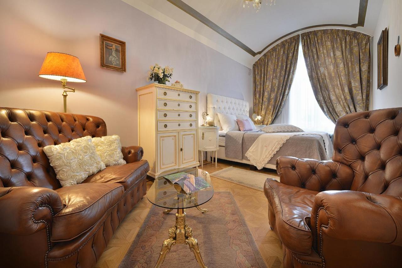 Apartman Dalia Janackovo Nabrezi Prag Exterior foto